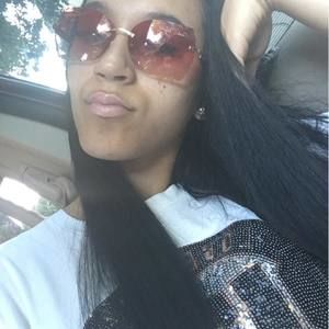 Meet your Posher, Rose